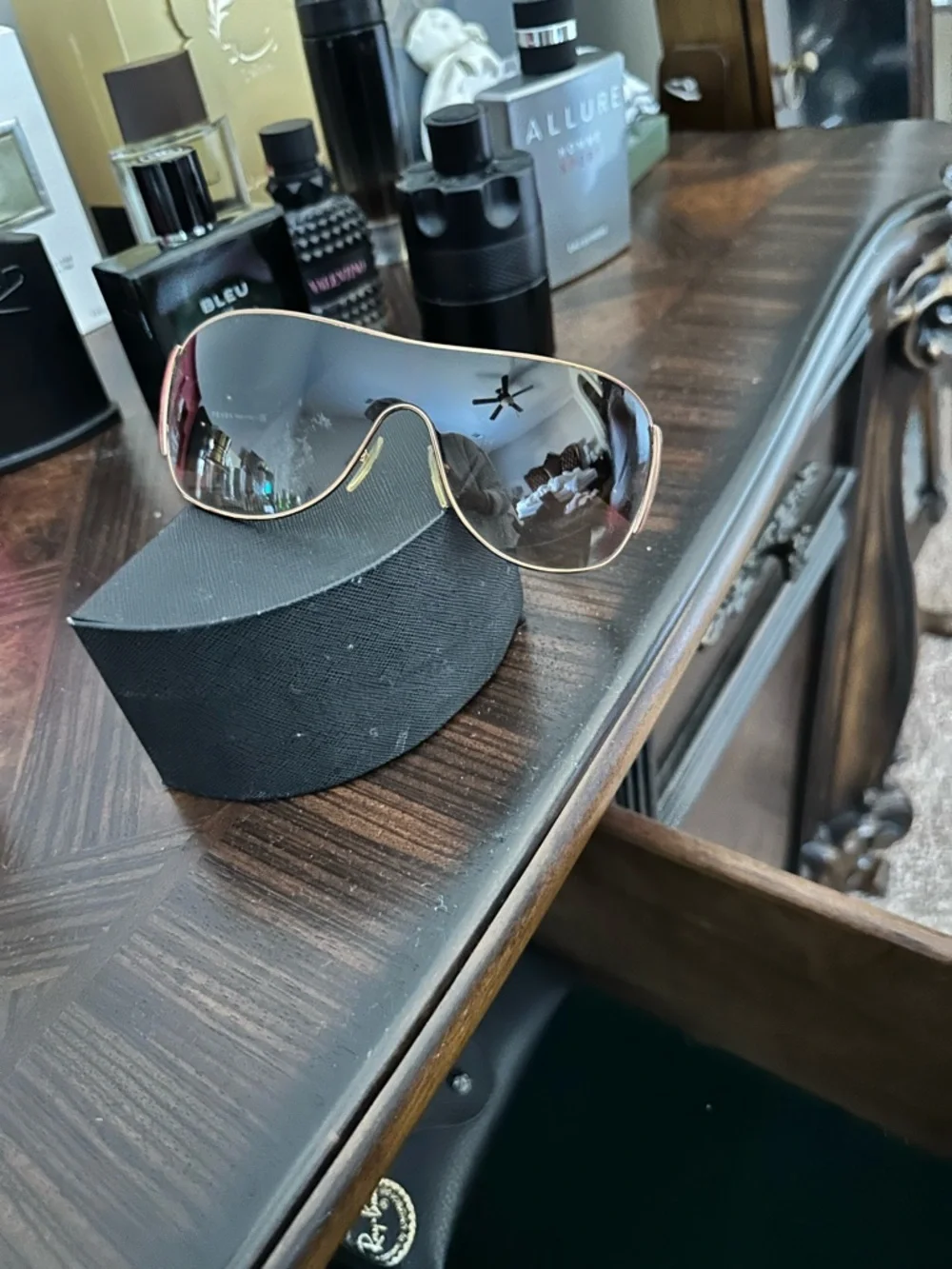 Prada Black and Gold Oversized Shield Sunglasses - Picture 2 of 3